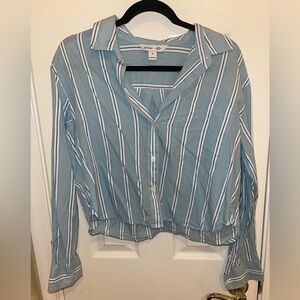 Old Navy Blue and White Striped Button Down Shirt